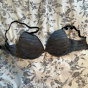 32DD Victoria’s Secret T-Shirt Bra